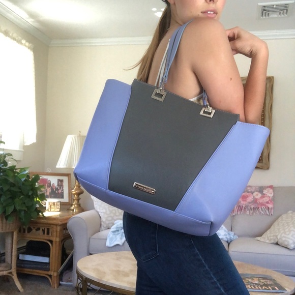 Steve Madden Handbags - Steve Madden tote